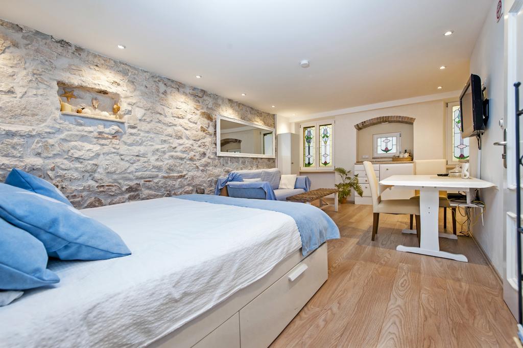 Studio Valdibora Rovinj Exterior foto